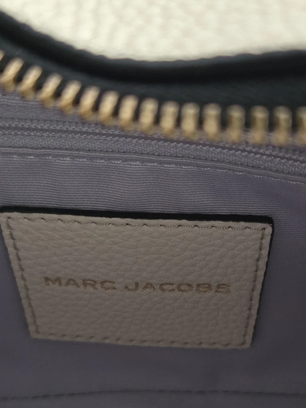Marc Jacobs structured pebbled